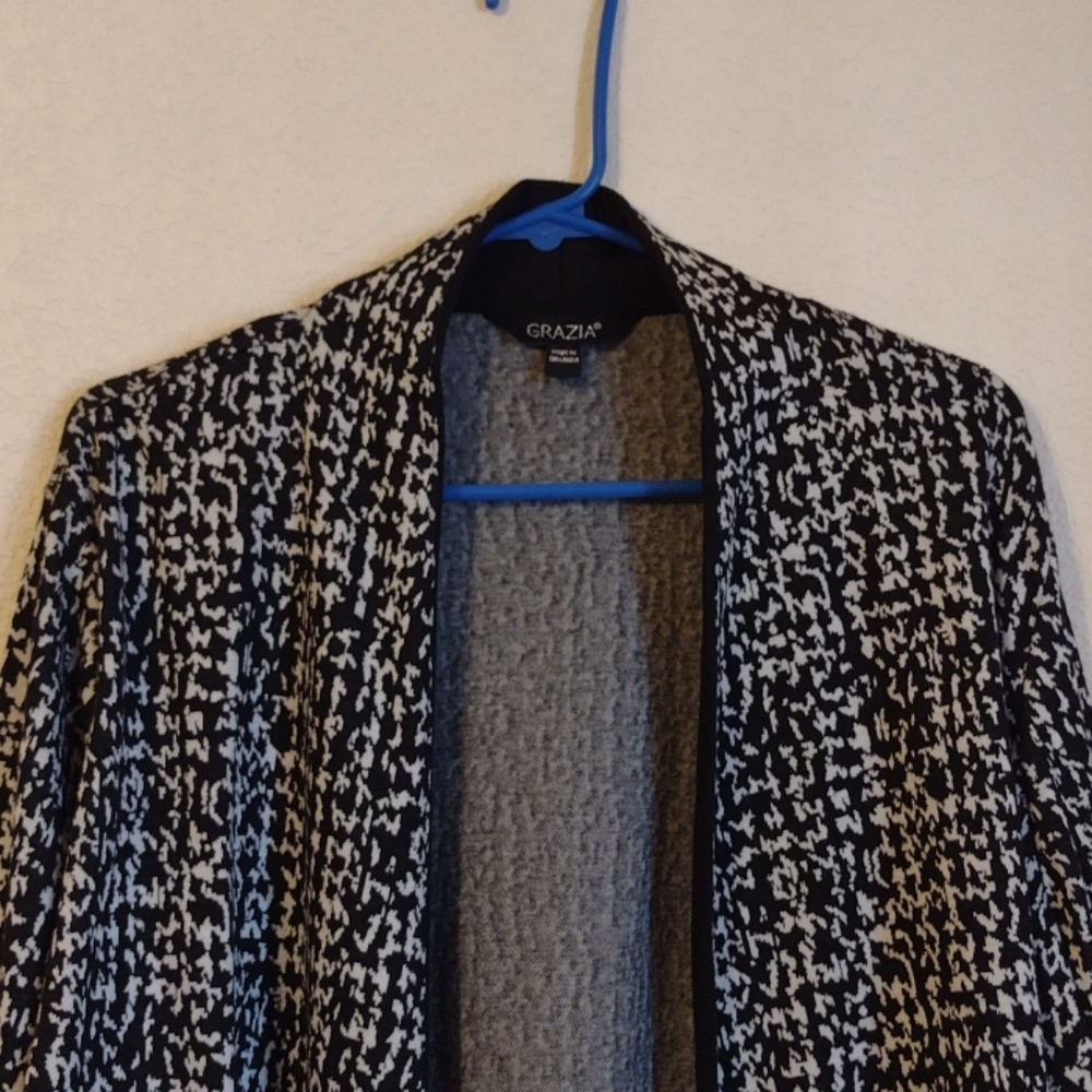 Blouse - Picture 2 of 2